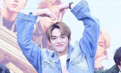 黄旭熙晨曦姐姐吃瓜视频,揭秘娱乐圈幕后真相