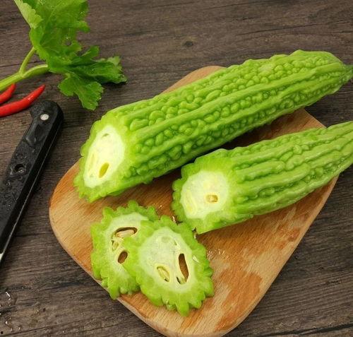 摘瓜吃的做法视频,轻松享受田园美味