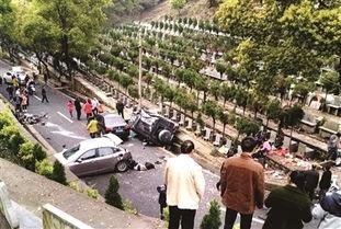 石佛寺镇吃瓜事件视频,一场引发热议的乡村奇观