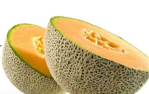 韩国大妈吃哈密瓜图片视频,甜蜜瞬间引发网友热议