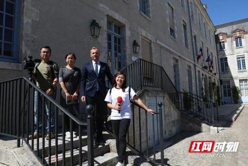 广西网红吃瓜事件视频,揭秘网络热传视频背后的真相