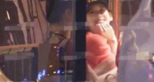 睿智的吃瓜观众视频,视频背后的趣味与思考