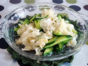 瓜妹妹怎么吃才好吃视频,解锁夏日清新口感